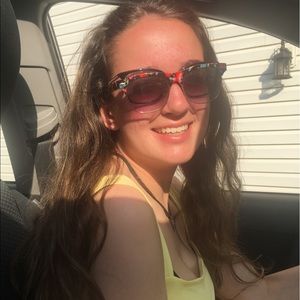 Meet your Posher, Jess